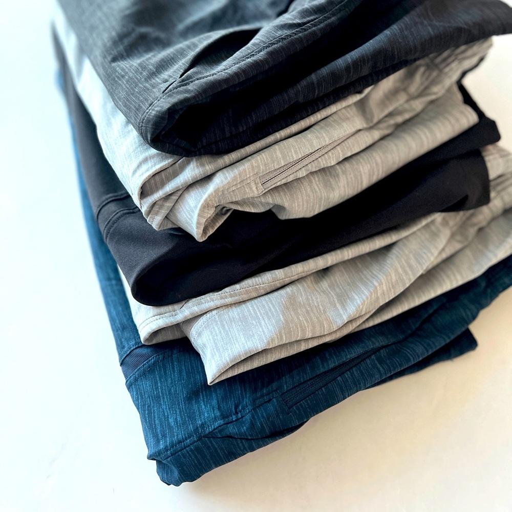 Mens Lululemon 9” Lined Shorts